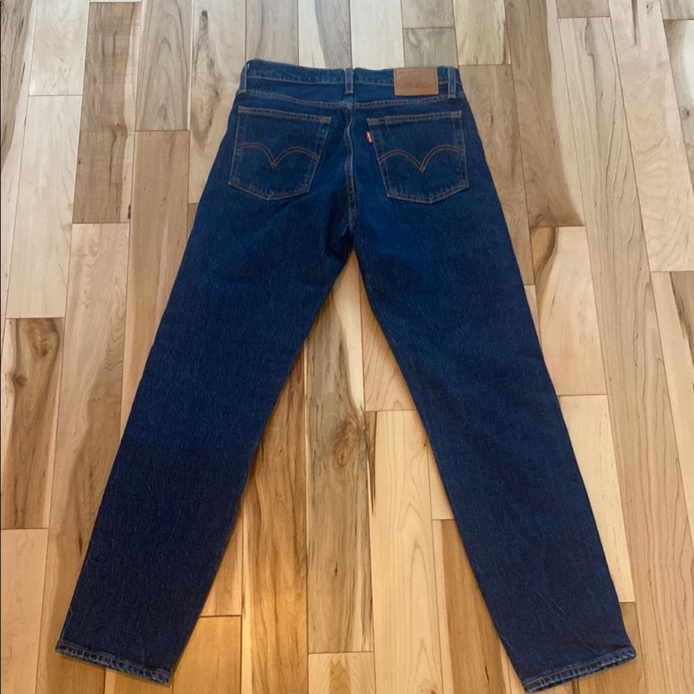Levi's High Rise Blue Jeans - Picture 3 of 3